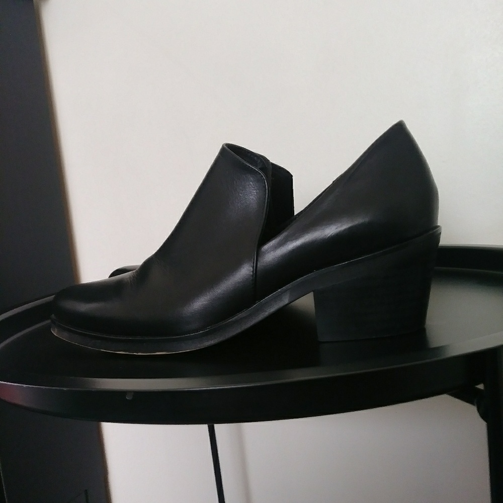 Shellys London brand booties